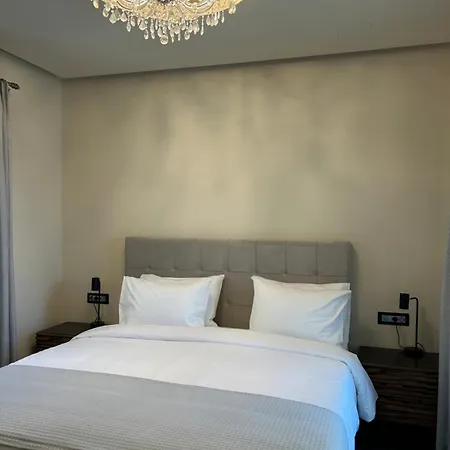 Aegean Pearla Boutique Houses-private Jacuzzi & Perks *