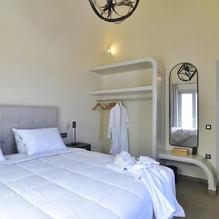 Aegean Pearla Boutique Houses-private Jacuzzi & Perks Apartmán *
